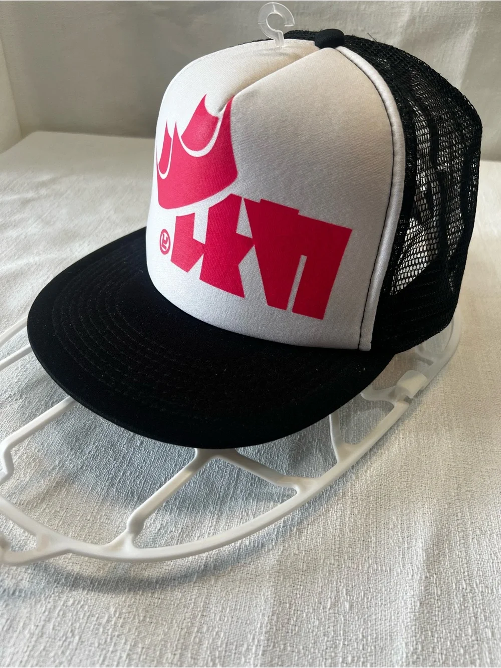 Official Splatoon 2 King Flip Mesh Trucker Hat